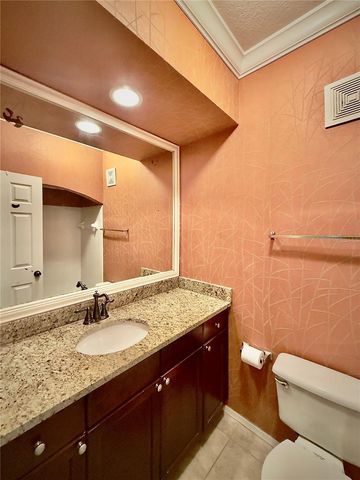 240 VILLA DI ESTE TERRACE 204, Lake Mary, FL 32746