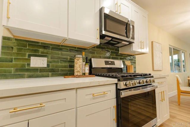 944 W 5Th Avenue, Escondido, CA 92025