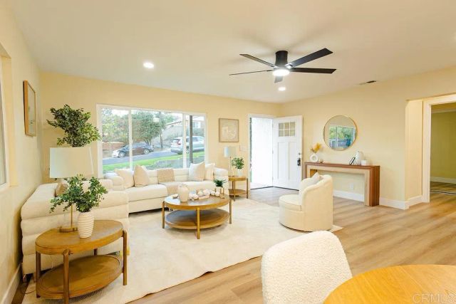 944 W 5Th Avenue, Escondido, CA 92025