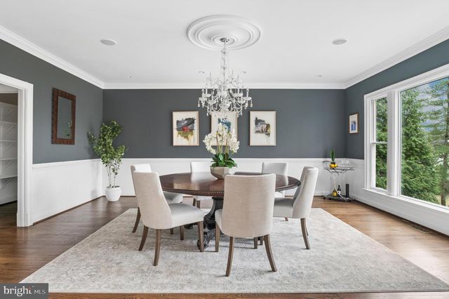 5400 MOHICAN RD, Bethesda, MD 20816