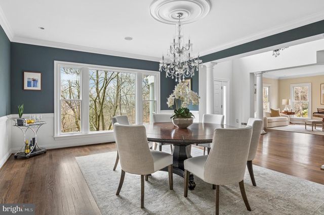 5400 MOHICAN RD, Bethesda, MD 20816