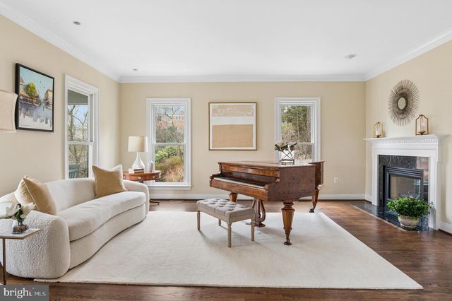 5400 MOHICAN RD, Bethesda, MD 20816