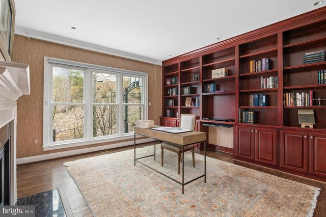 5400 MOHICAN RD, Bethesda, MD 20816