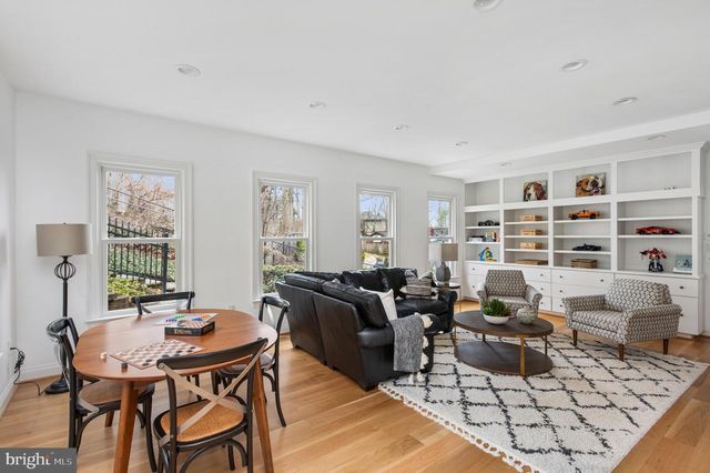 5400 MOHICAN RD, Bethesda, MD 20816