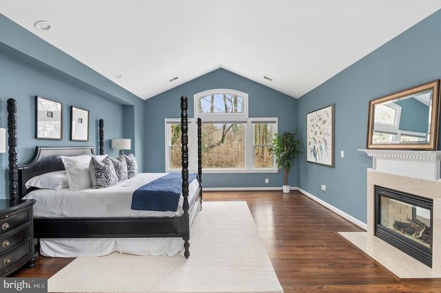 5400 MOHICAN RD, Bethesda, MD 20816