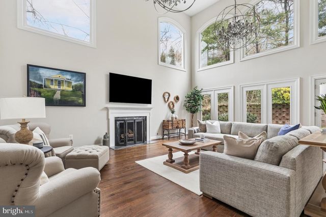 5400 MOHICAN RD, Bethesda, MD 20816