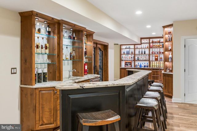 5400 MOHICAN RD, Bethesda, MD 20816