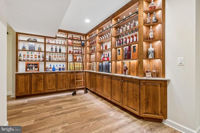 5400 MOHICAN RD, Bethesda, MD 20816