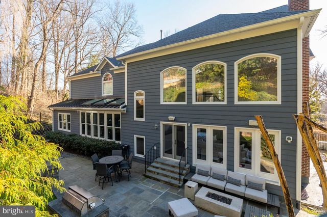 5400 MOHICAN RD, Bethesda, MD 20816