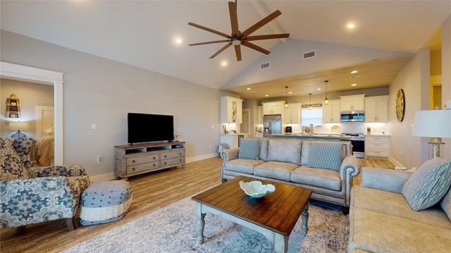 972 Bahama Drive, Crystal Beach, TX 77650