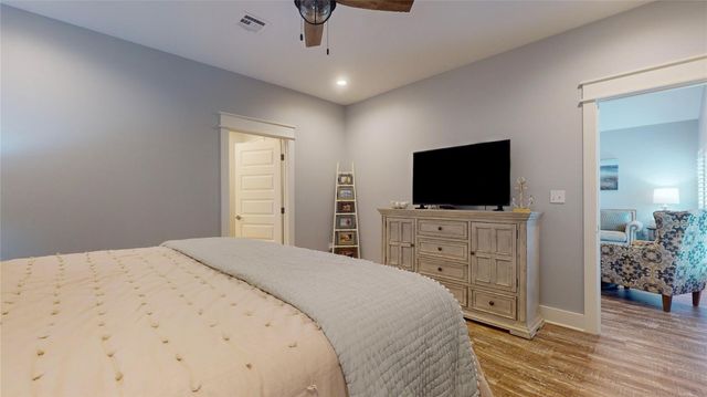 972 Bahama Drive, Crystal Beach, TX 77650