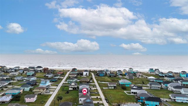 972 Bahama Drive, Crystal Beach, TX 77650