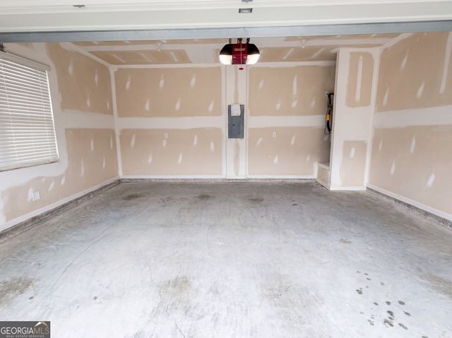 15 Regal Lane, Covington, GA 30016