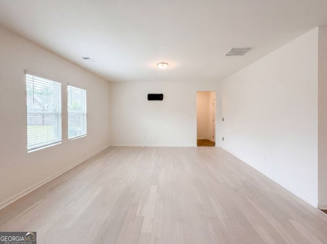 15 Regal Lane, Covington, GA 30016
