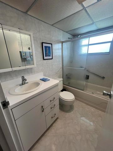192 Monaco D, Delray Beach, FL 33446