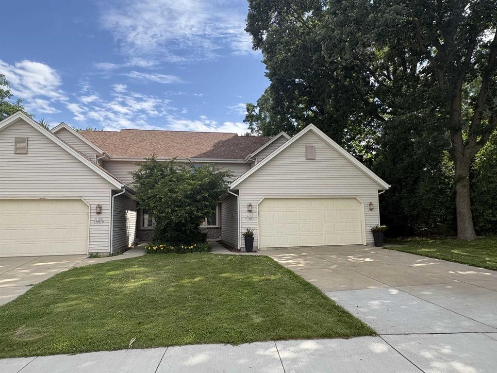 N170W19981 WILLOW RIDGE DRIVE, Jackson, WI 53037