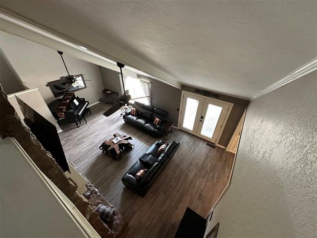 10500 McClain Avenue, Yukon, OK 73099