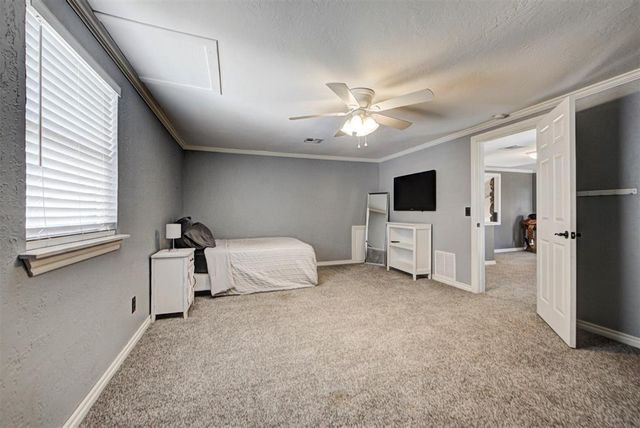 10500 McClain Avenue, Yukon, OK 73099