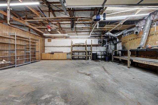 10500 McClain Avenue, Yukon, OK 73099