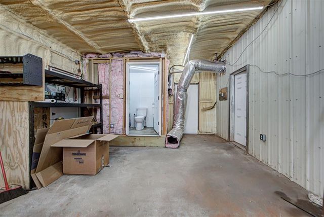 10500 McClain Avenue, Yukon, OK 73099