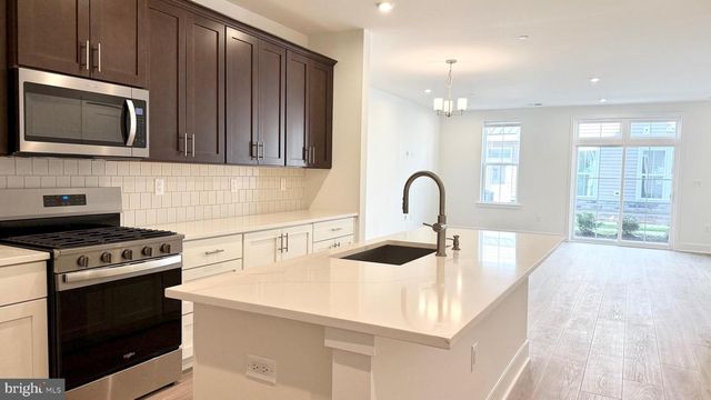 18104 DONATELLO DR., Princeton, NJ 08540