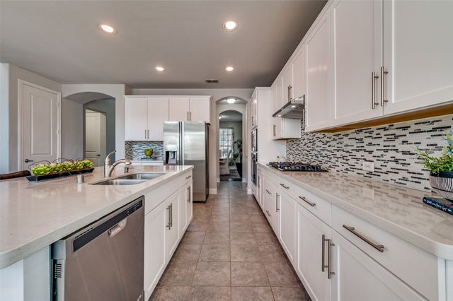 3732 Winchester, The Colony, TX 75056