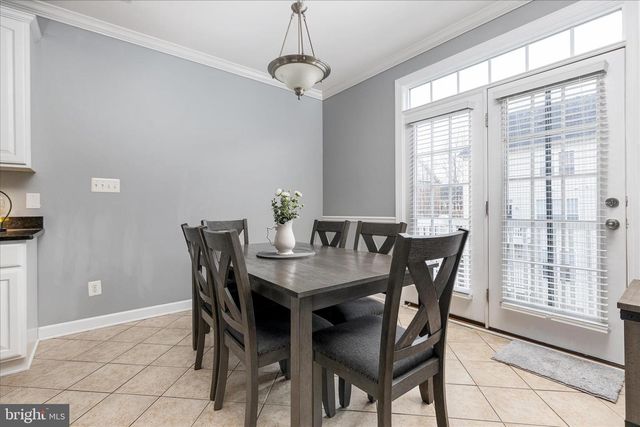 2464 EASTBOURNE DR, Woodbridge, VA 22191