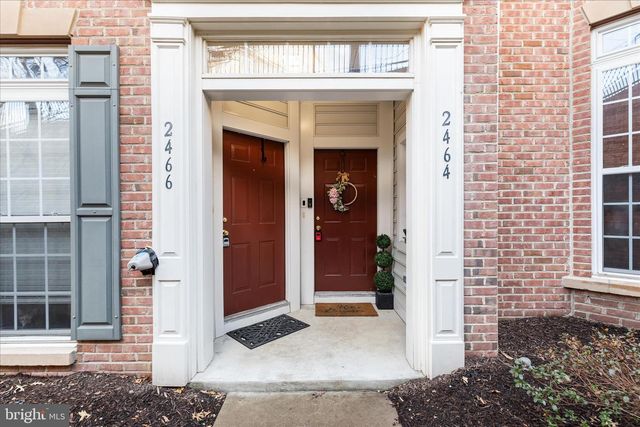 2464 EASTBOURNE DR, Woodbridge, VA 22191