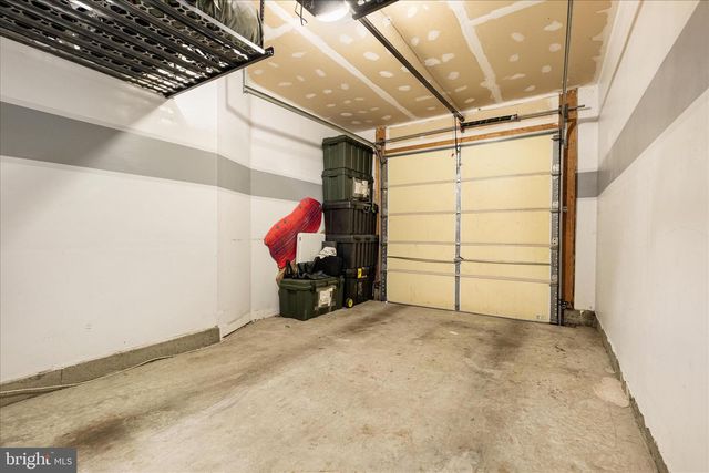 2464 EASTBOURNE DR, Woodbridge, VA 22191