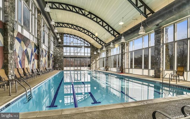 2464 EASTBOURNE DR, Woodbridge, VA 22191