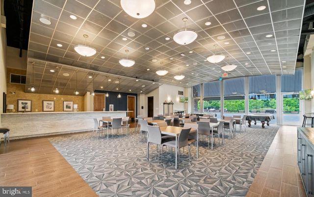 2464 EASTBOURNE DR, Woodbridge, VA 22191