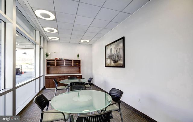 2464 EASTBOURNE DR, Woodbridge, VA 22191