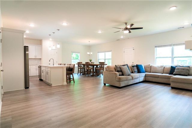 425 Boynton Road, Hampton, GA 30228