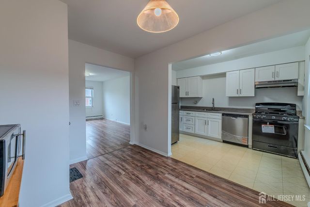 72 Fox Road 7b, Edison, NJ 08817