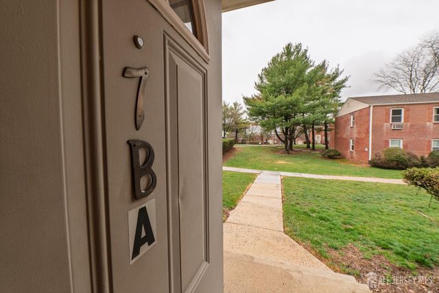 72 Fox Road 7b, Edison, NJ 08817