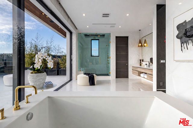 1475 Bel Air Road, Los Angeles, CA 90077