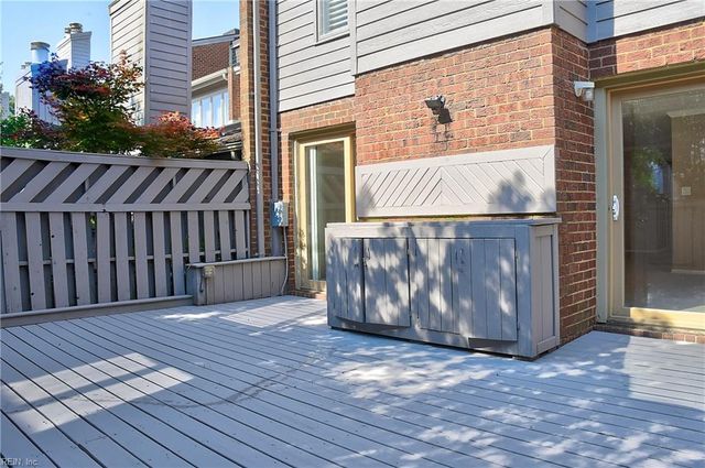 3966 Ocean Hills CT, Virginia Beach, VA 23451