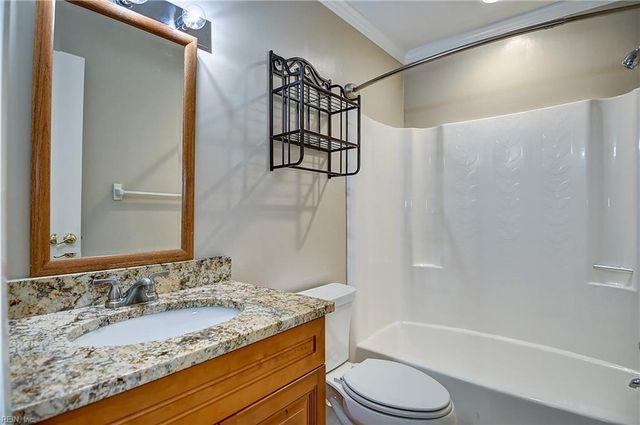 3966 Ocean Hills CT, Virginia Beach, VA 23451