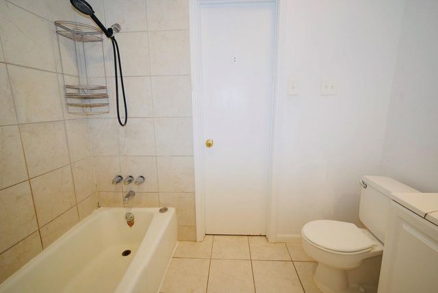 7600 Burgoyne Road 250, Houston, TX 77063