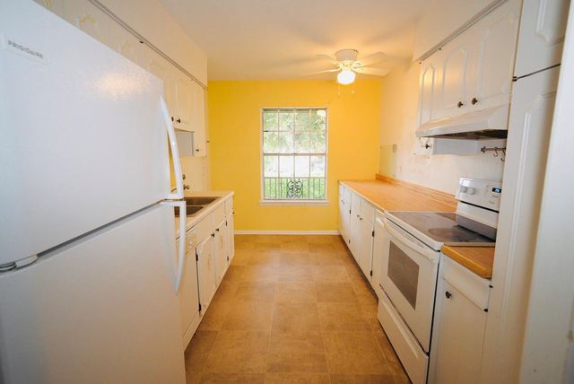 7600 Burgoyne Road 250, Houston, TX 77063