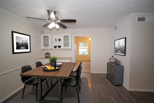 7600 Burgoyne Road 250, Houston, TX 77063