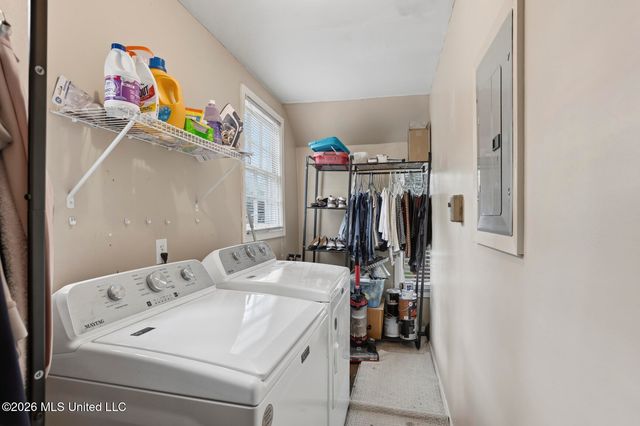 836 Brookwood Road, Jackson, MS 39206