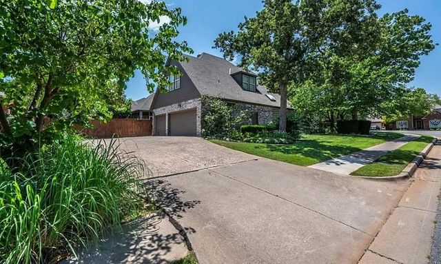 716 Fox Bend Trail, Edmond, OK 73034