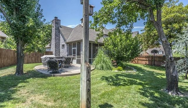 716 Fox Bend Trail, Edmond, OK 73034