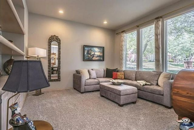 716 Fox Bend Trail, Edmond, OK 73034
