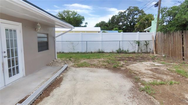 12208 105TH STREET, Largo, FL 33773