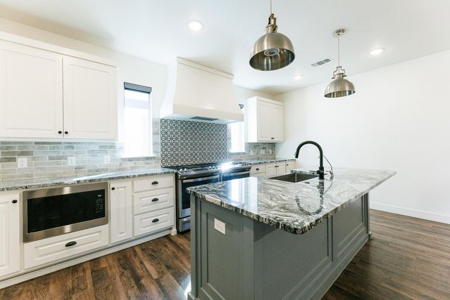 6948 103rd Street, Lubbock, TX 79424