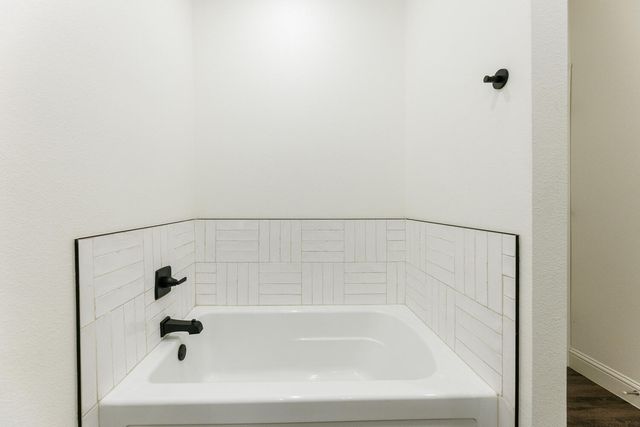 6948 103rd Street, Lubbock, TX 79424