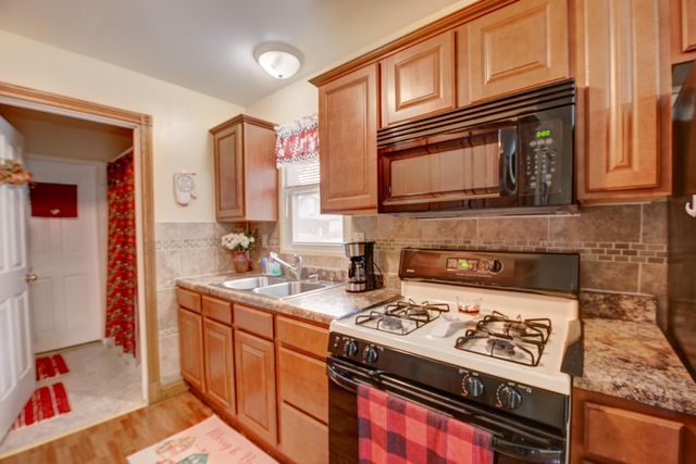 754 Governor Road, Valparaiso, IN 46385