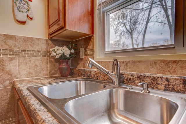 754 Governor Road, Valparaiso, IN 46385